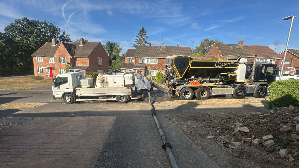 Ground Line Concrete Pump Vehicle Ascot
