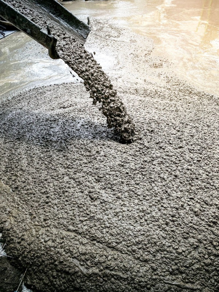 Ready Mix Concrete Direct Chute Discharge Ascot